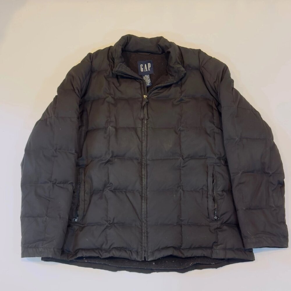 GAP Men’s Black Puffer Jacket Winter Coat Water-Resistant  Warm Outerwear Large